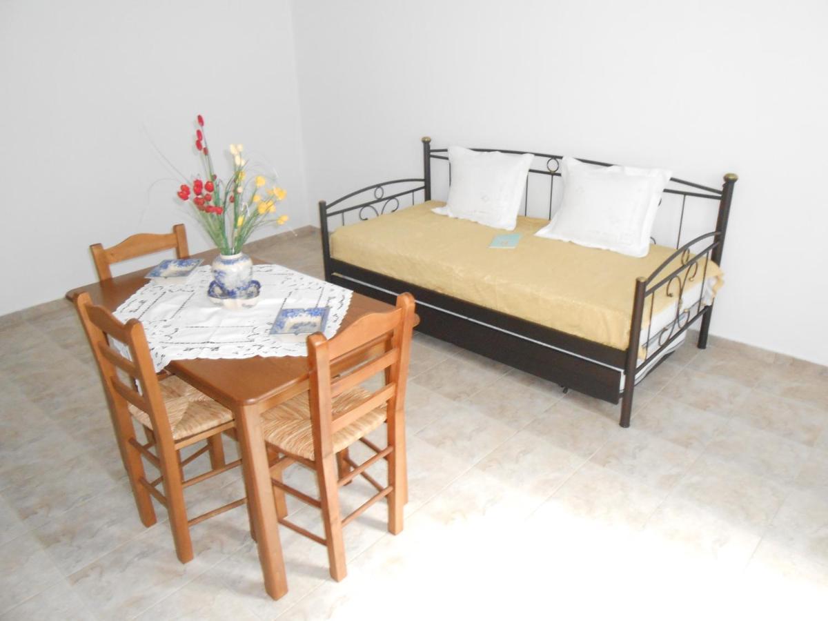 Chrysolithos Kerami Apartments Khalkíon エクステリア 写真